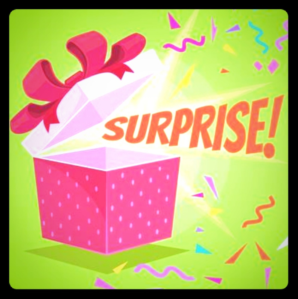 SURPRISE FREE GIFT WITH PURCHASE!!